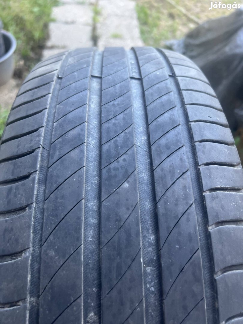 205/60R16" nyárigumi.