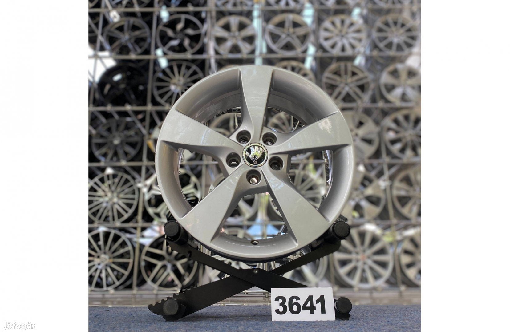 (3641) Skoda 16 gyári alufelni felni, 5x100, Rapid