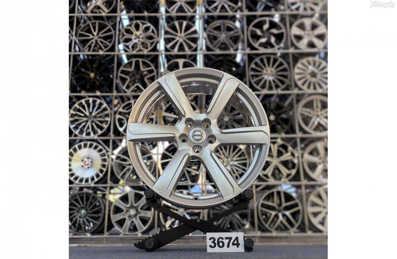 (3674) Volvo 19 gyári alufelni felni, 5x108