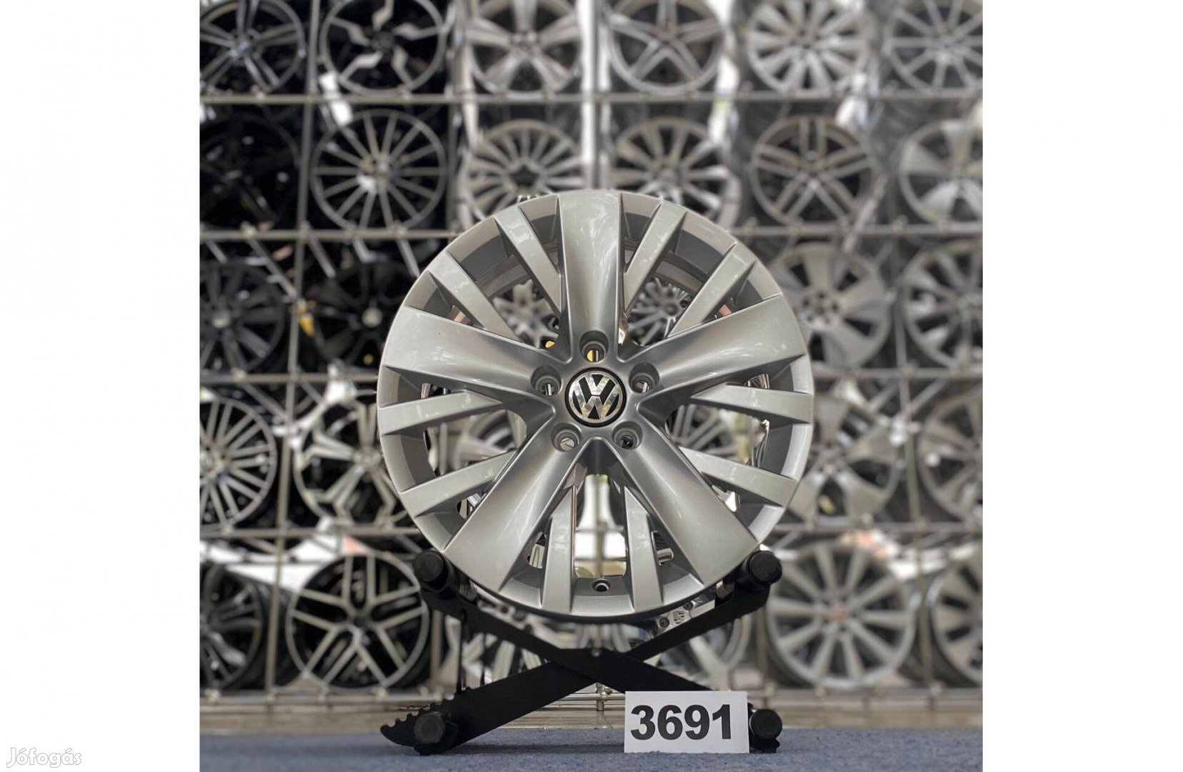 (3691) Volkswagen 17 gyári alufelni felni, 5x112, Tiguan Passat Golf