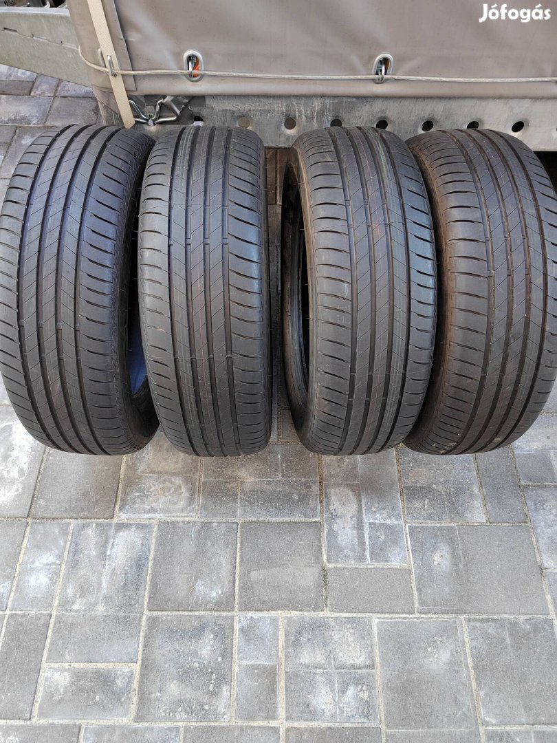 4db Új 215/60 R17 Bridgestone Turanza 005. dot 2023