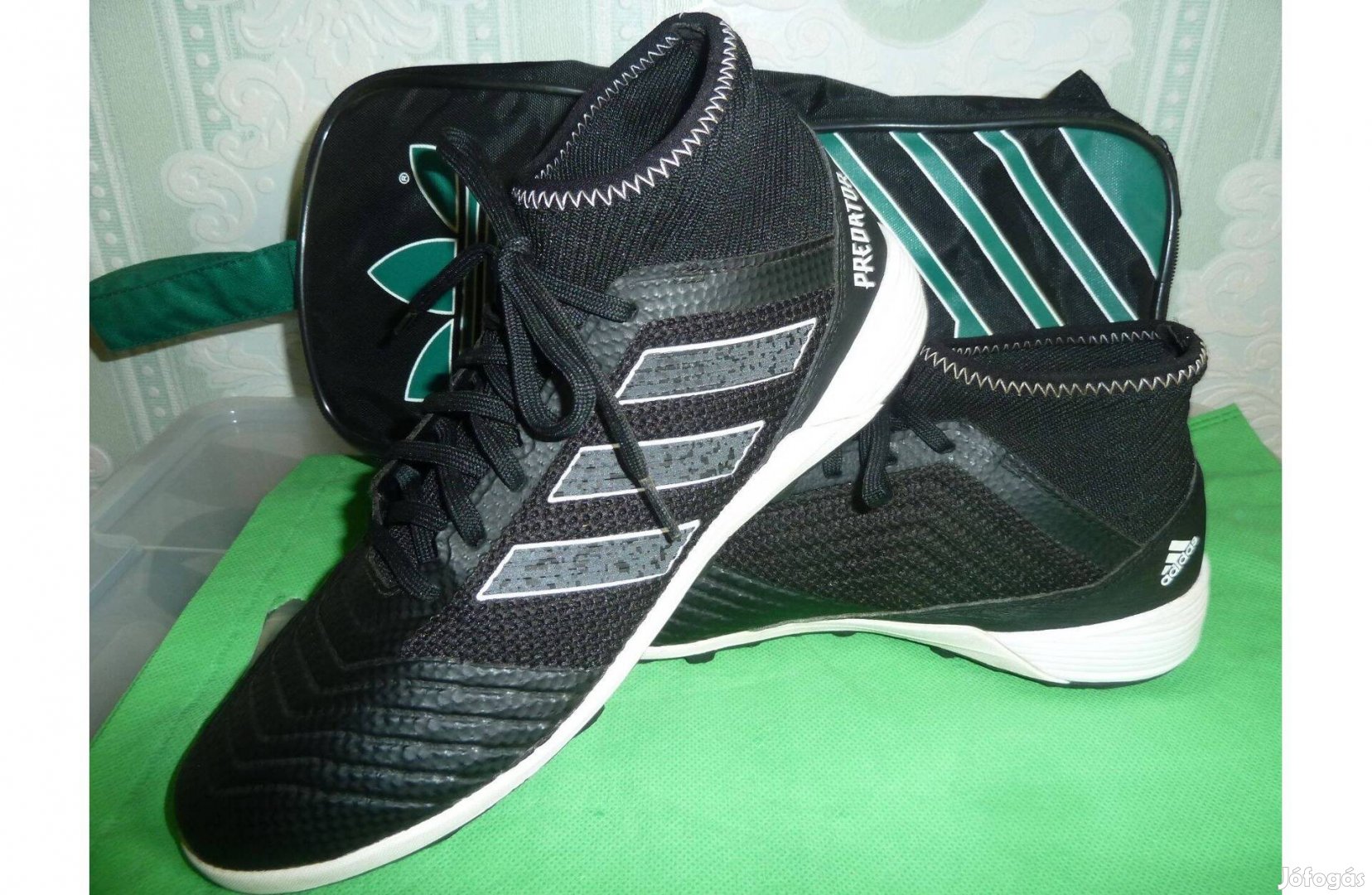 "Adidas Predator" Sportcipő /Unisex/,-táskával! 40-es!