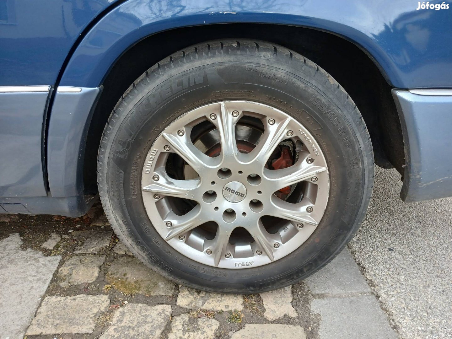 Alufelni Momo szerelt garnitúra 5x112x15 eladó. 
