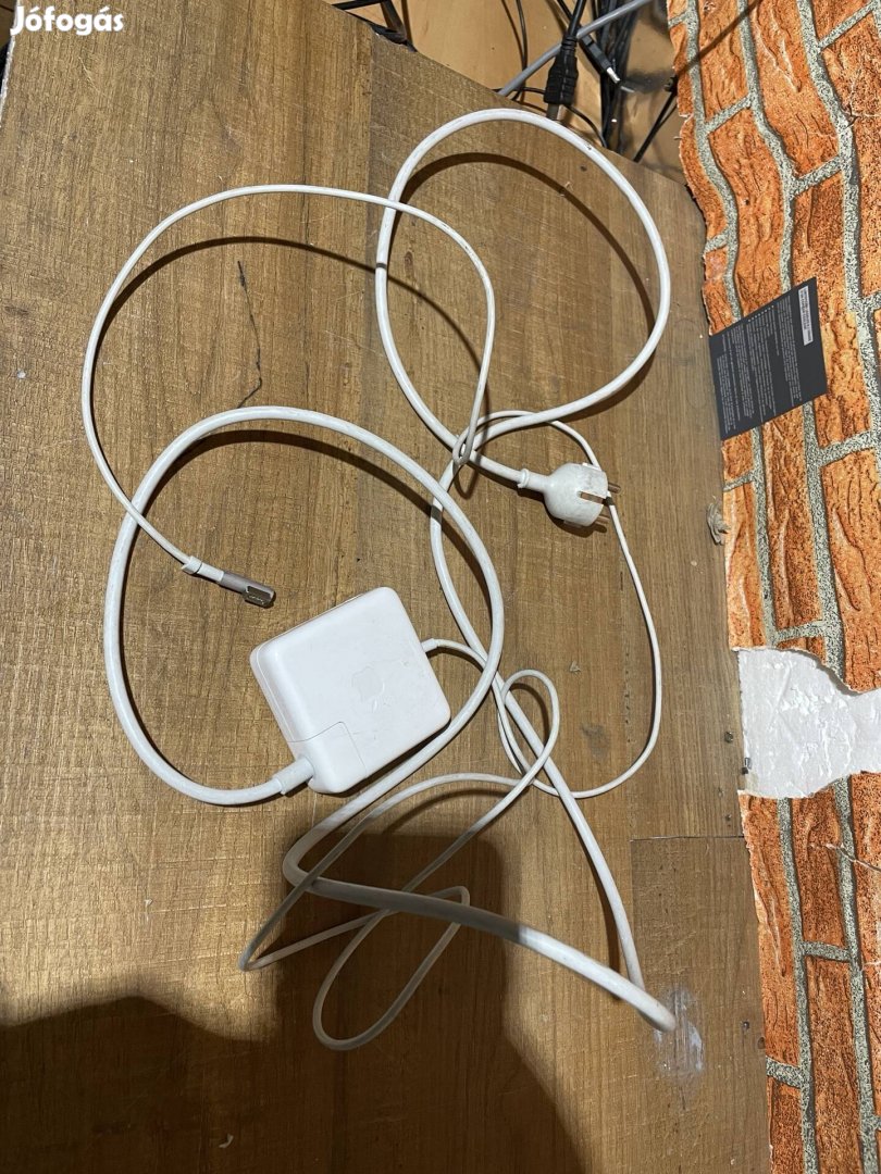 Apple Magsafe  töltő