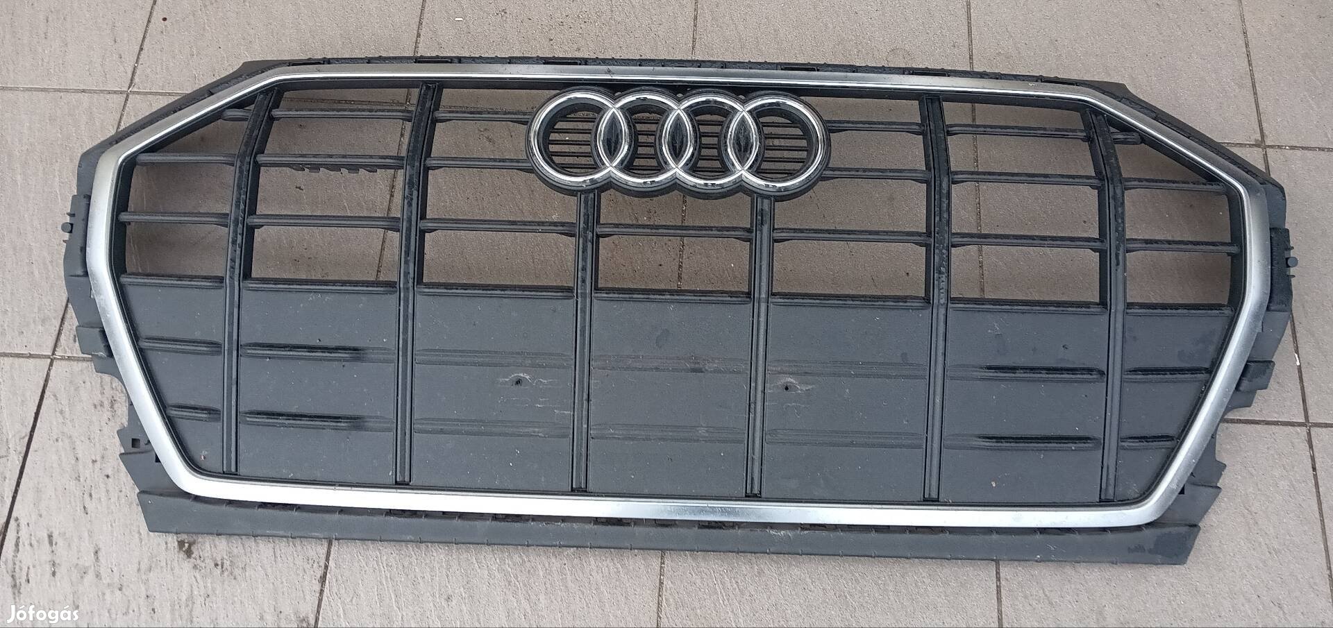 Audi Q5 2017-től hűtődíszrács (80a853651)