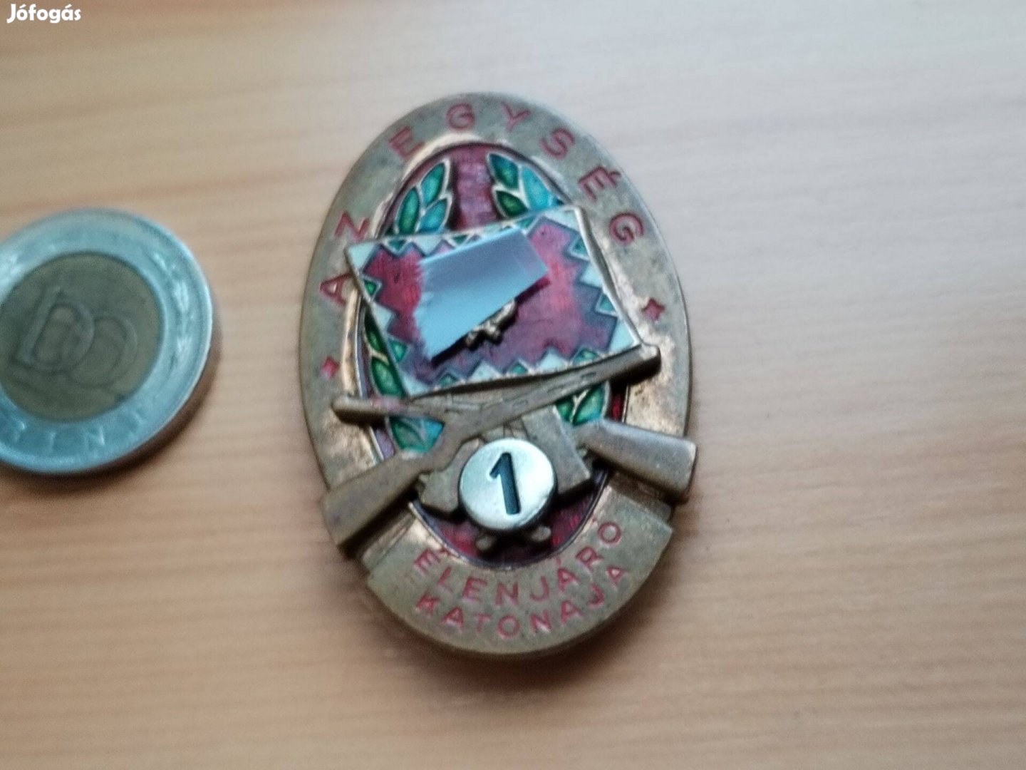 Az Egység Élenjáró Katonája Régi katonai kitüntető jelvény