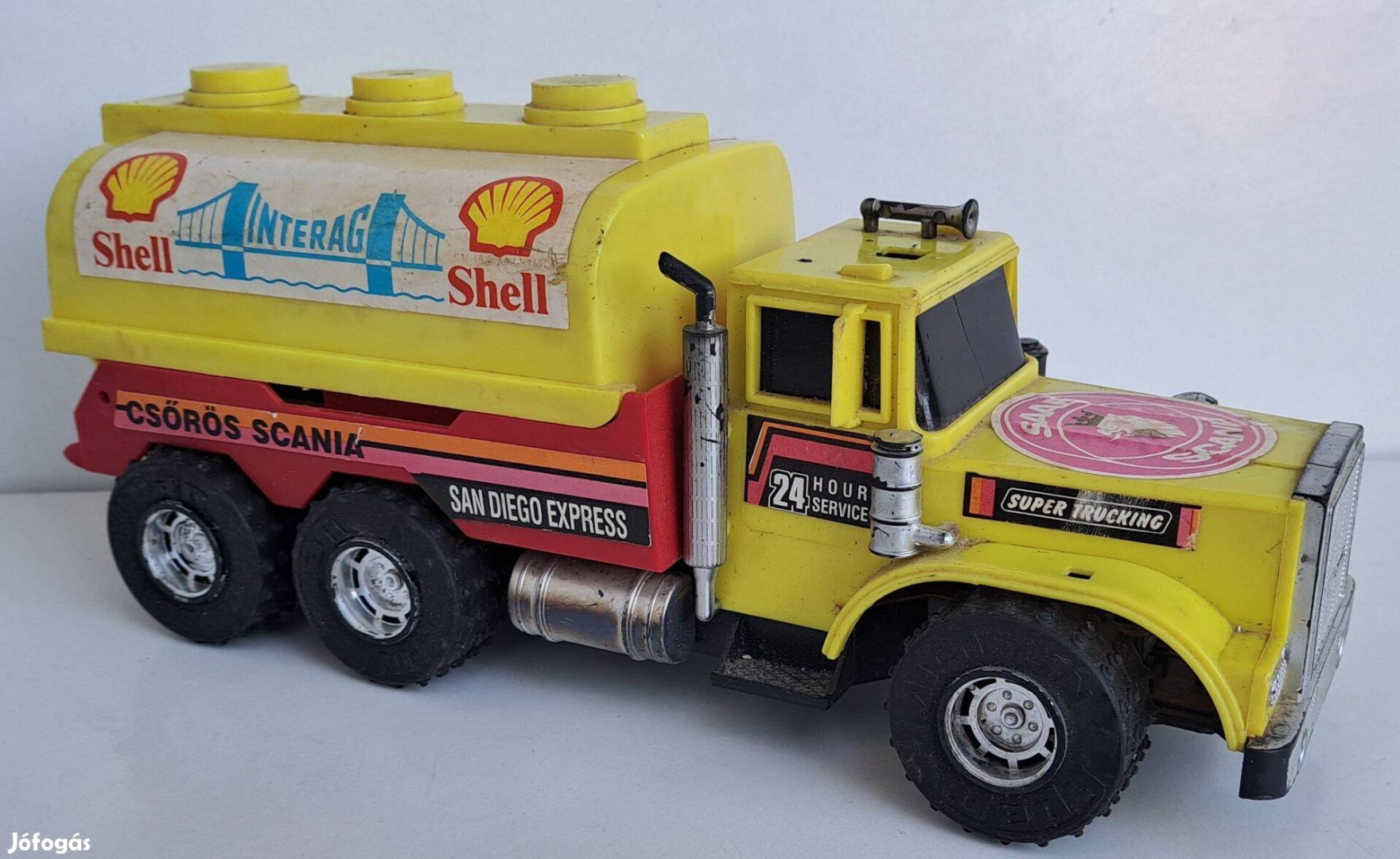 "Csőrös Scania" Shell teherautó