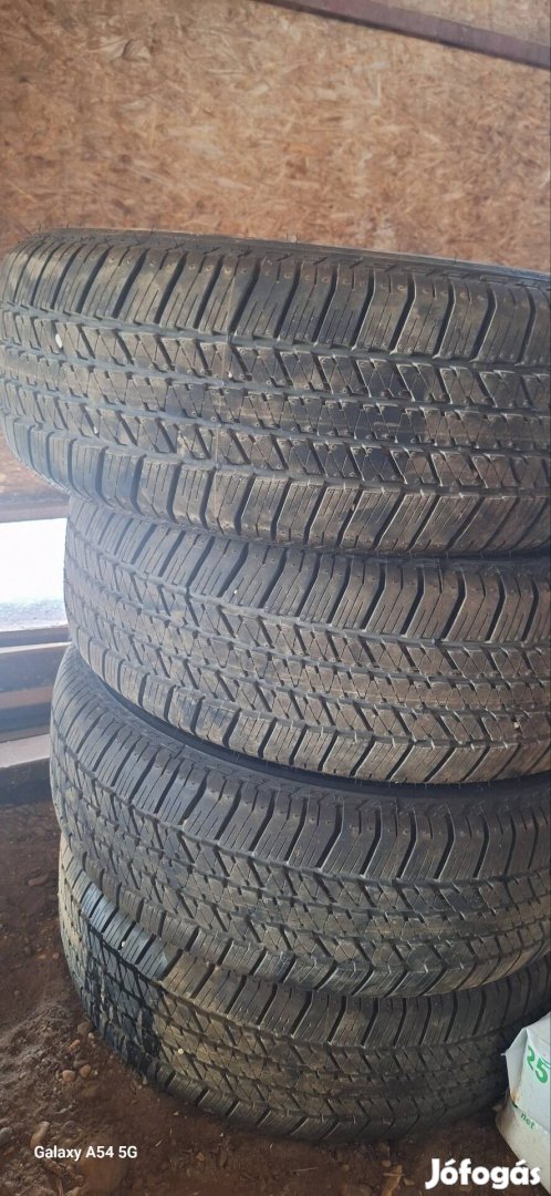 Eladó gumiabroncs 265/60R18