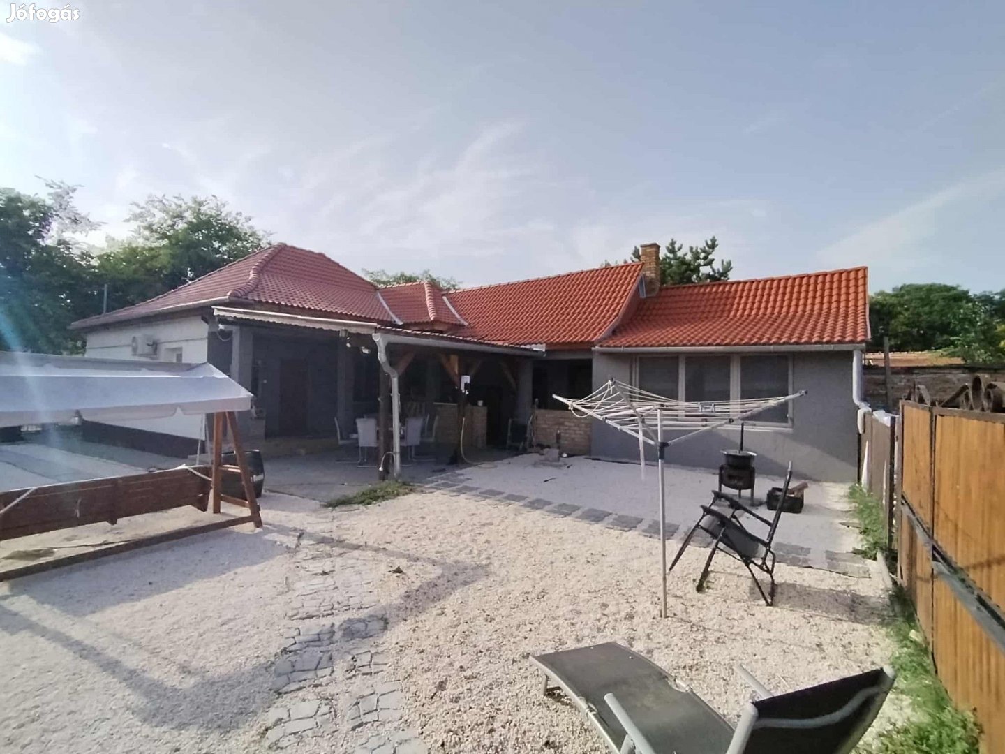 Éld a prémium életet Apcon  panorámás, minden igényt kielégítő