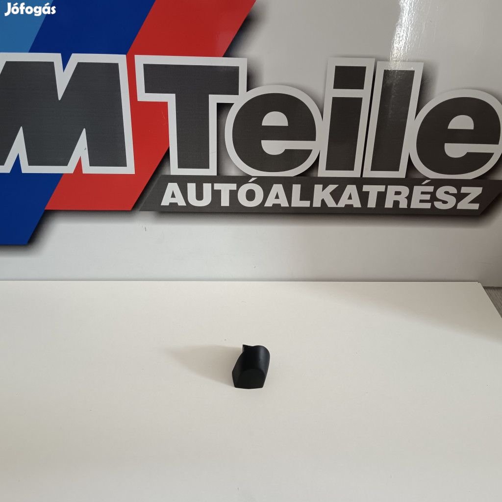 (GYÁRI ÚJ) BMW Burkolat kilincshez 1-es E87+LCI
