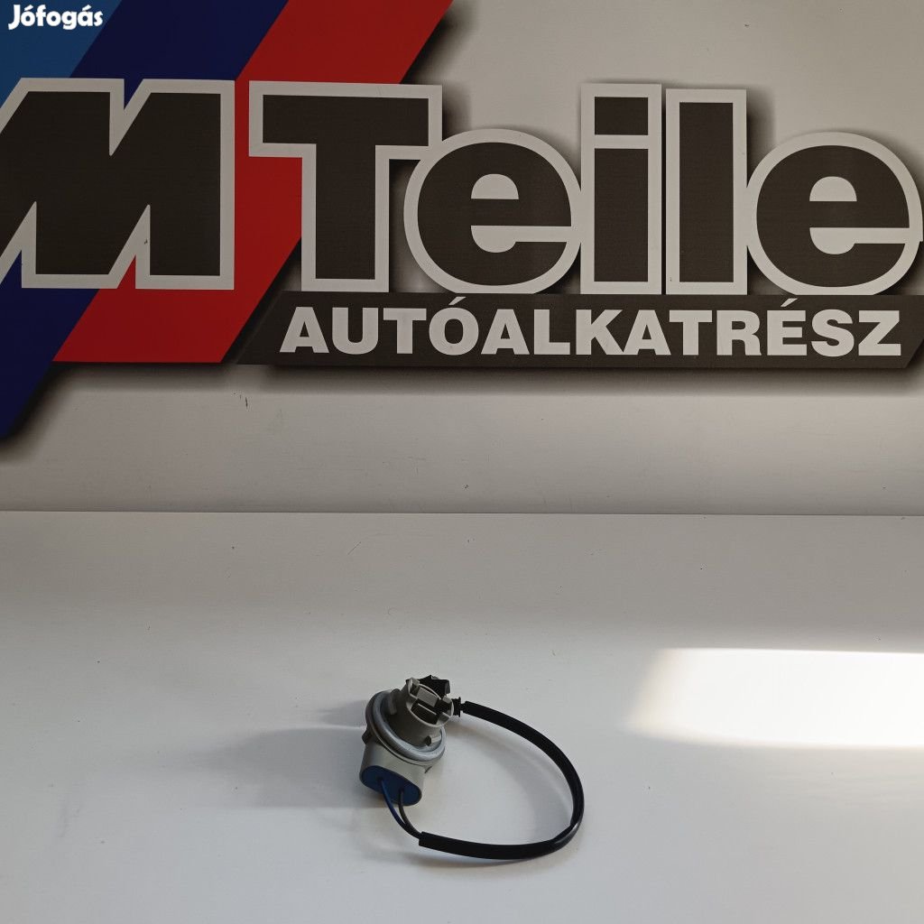 (GYÁRI ÚJ) BMW Izzó foglalat, irányjelző, kábellel X5 E53
