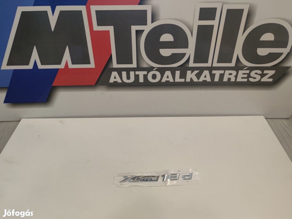 (GYÁRI ÚJ) BMW Öntapadós matrica X1 F48 " XDrive 18d"