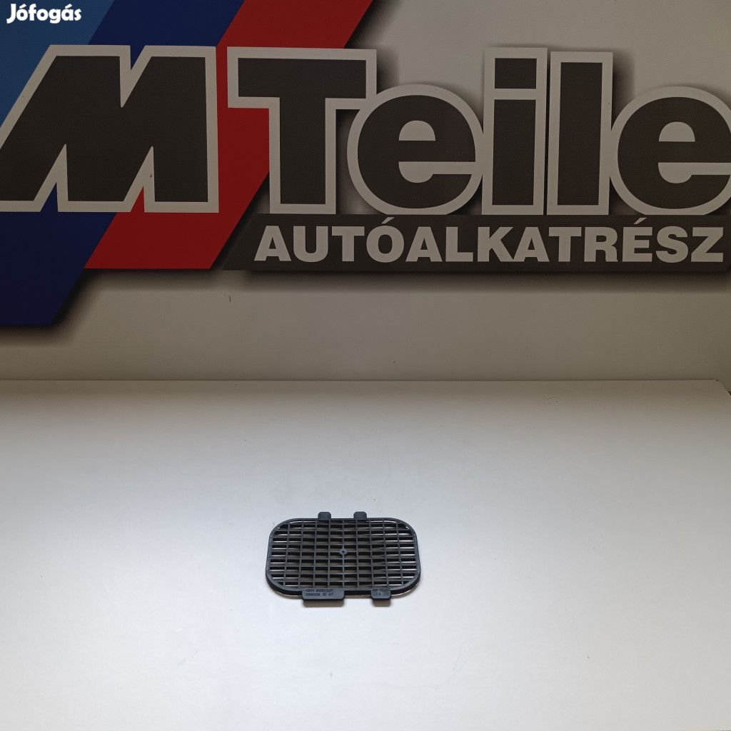 (GYÁRI ÚJ) BMW Rács