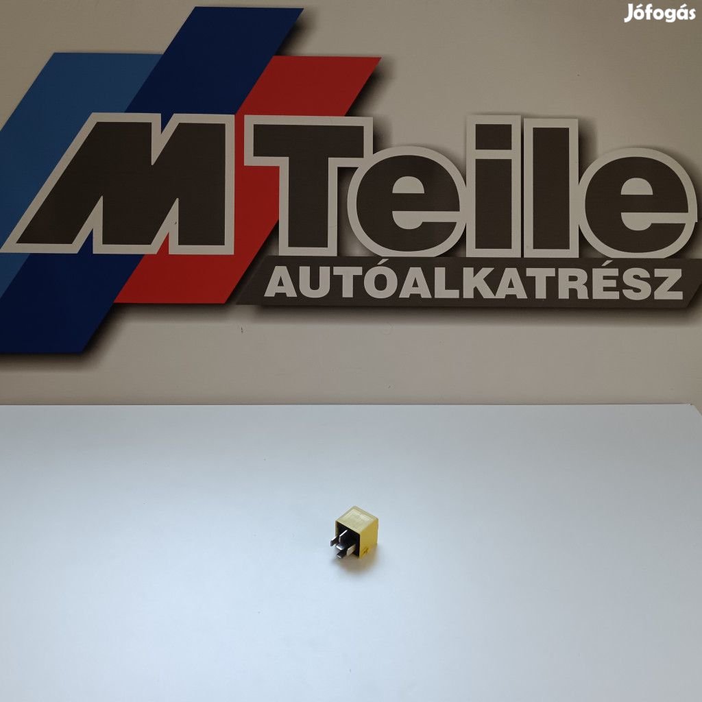 (GYÁRI ÚJ) BMW Relé