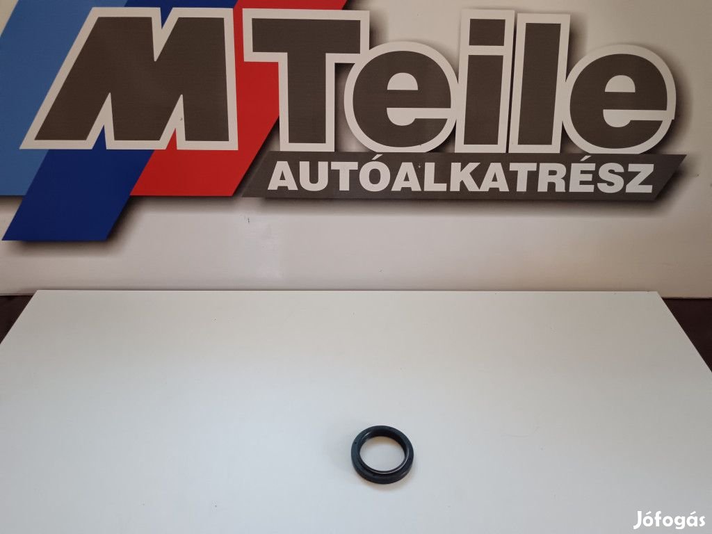 (GYÁRI ÚJ) BMW Tömítés K589
