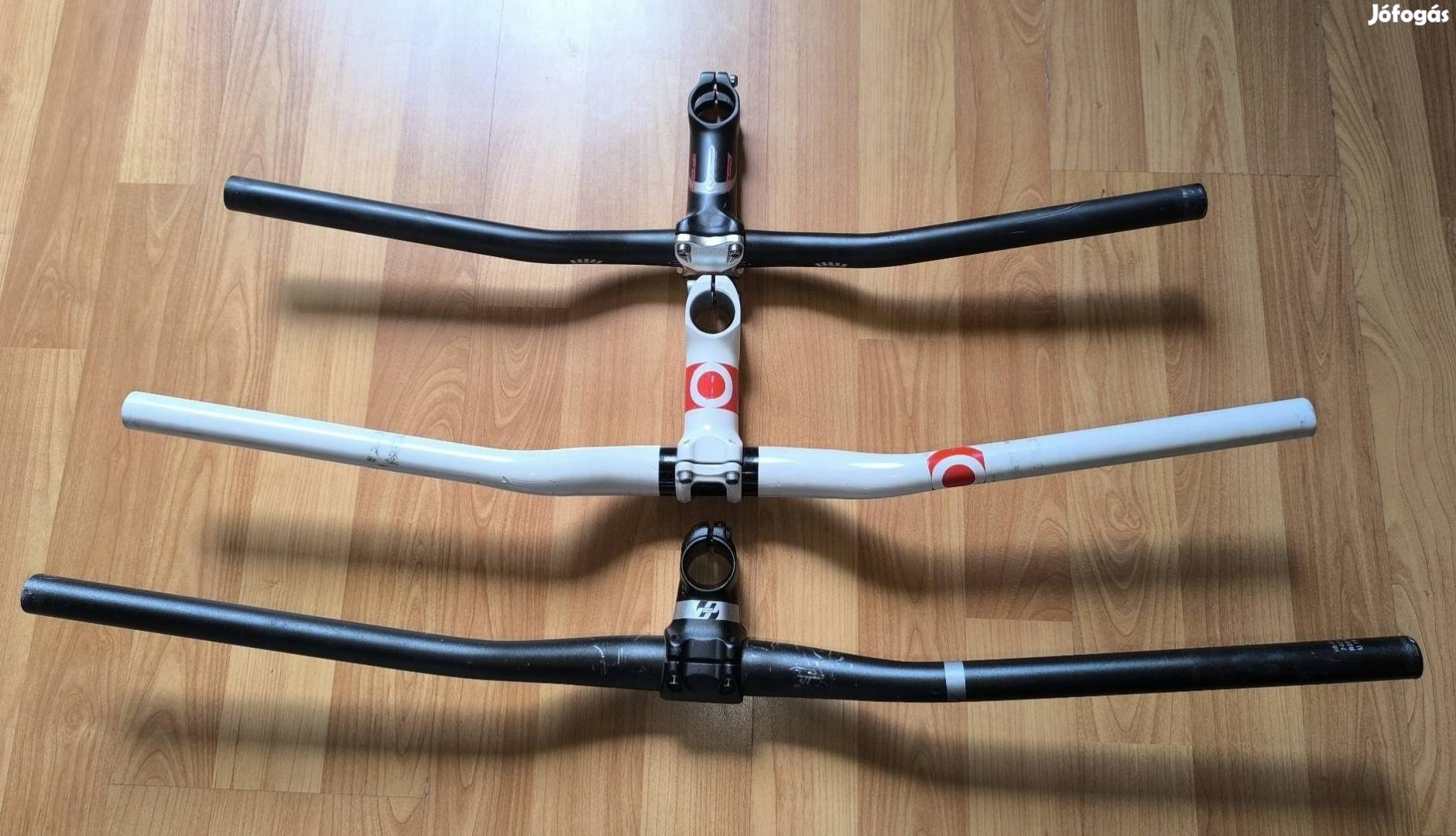 Kormányok 31.8 25.4