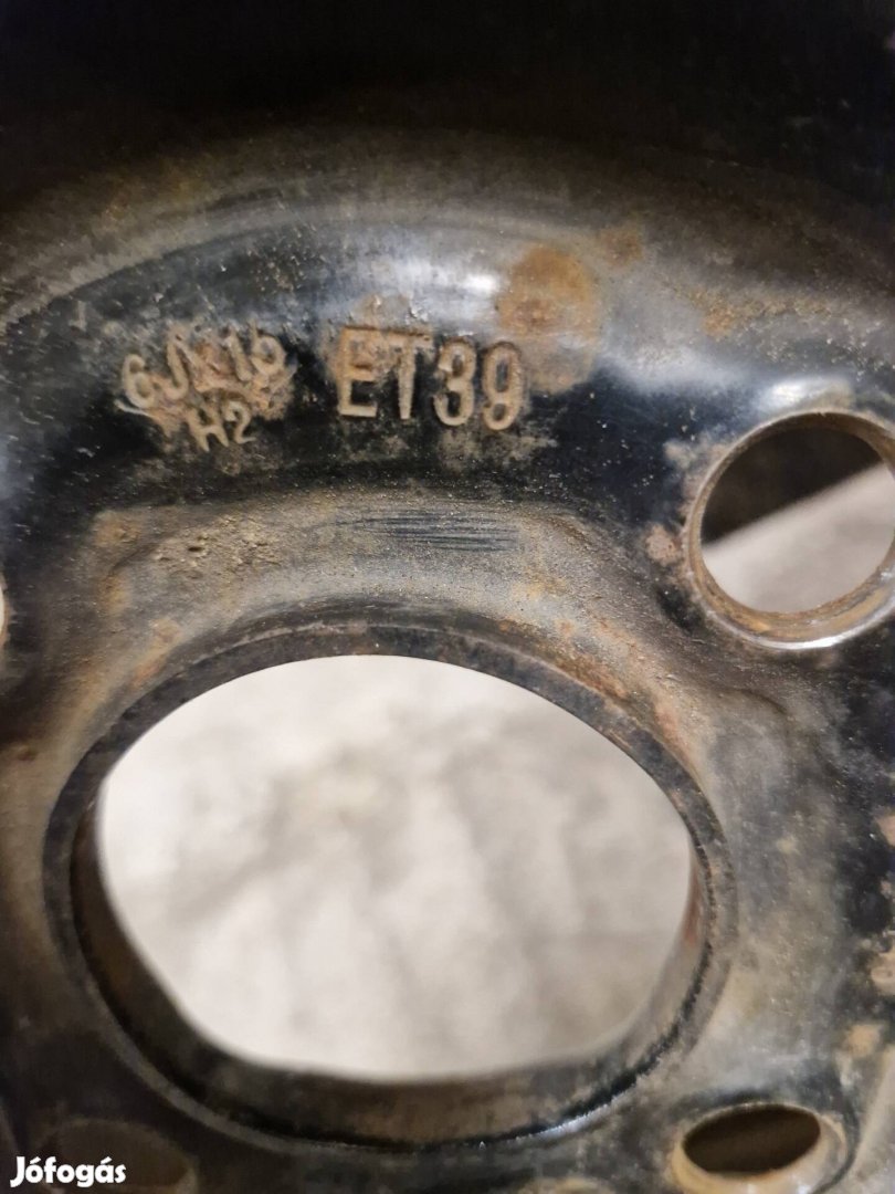 Laufenn téli gumi garnitúra lemezfelnin