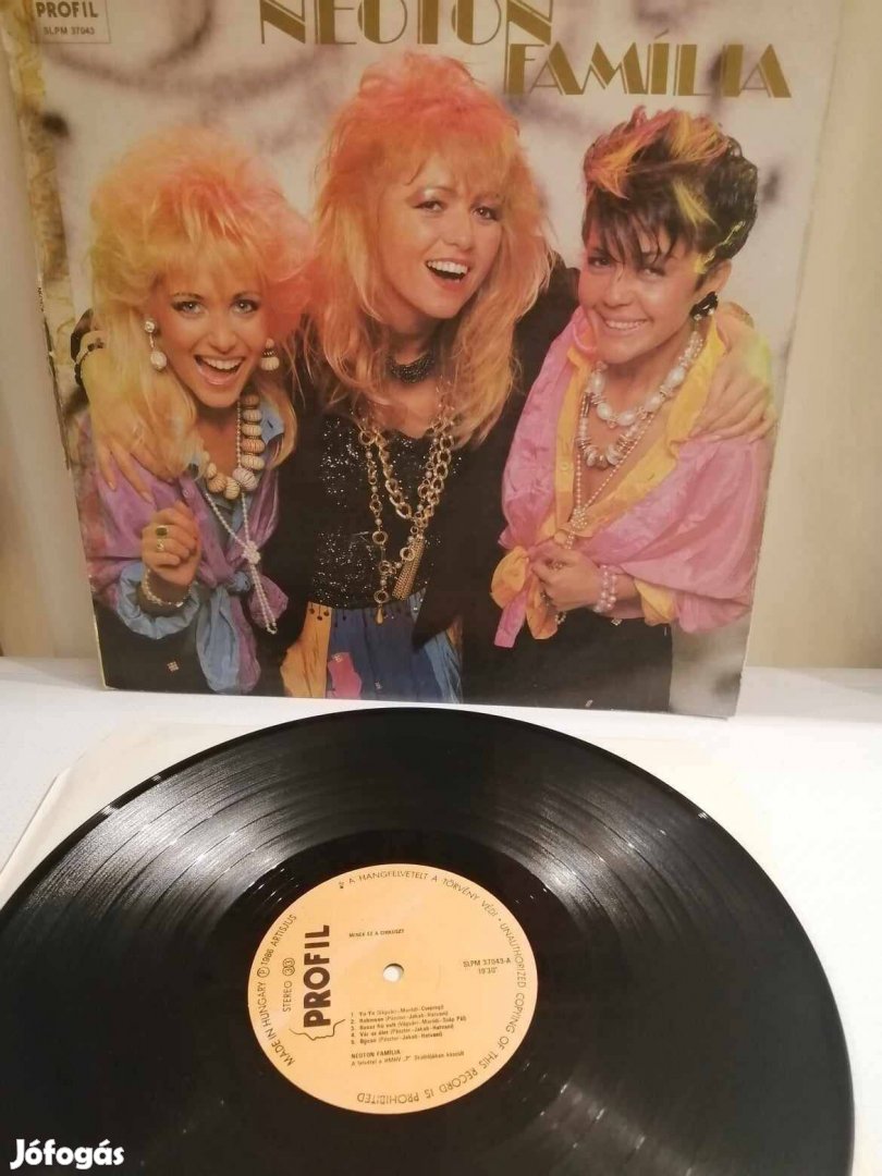 Minek ez a cirkusz Neoton Família bakelit lemez eladó!