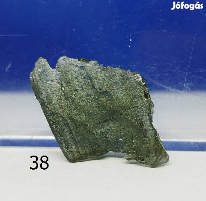 .Moldavit.-Meteorit becsapódás-(Csehország) 14.5.millió év.Legjobbmin