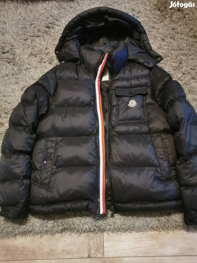 Moncler téli tollkabát