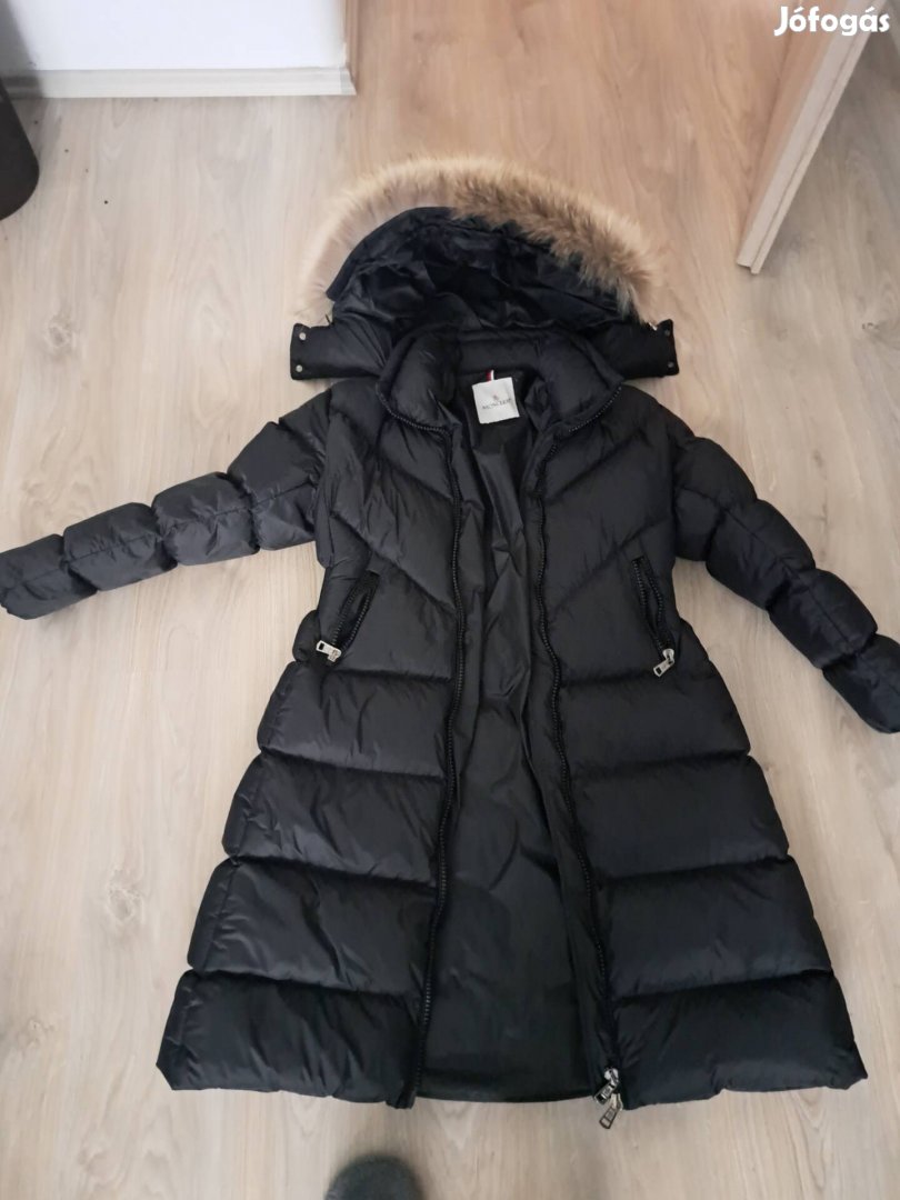 Moncler télikabát 