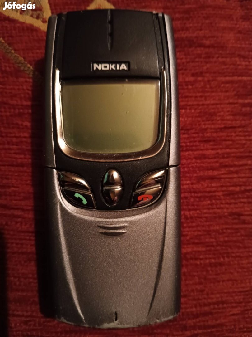 Nokia 8850 keresi leendő tulajdonosát