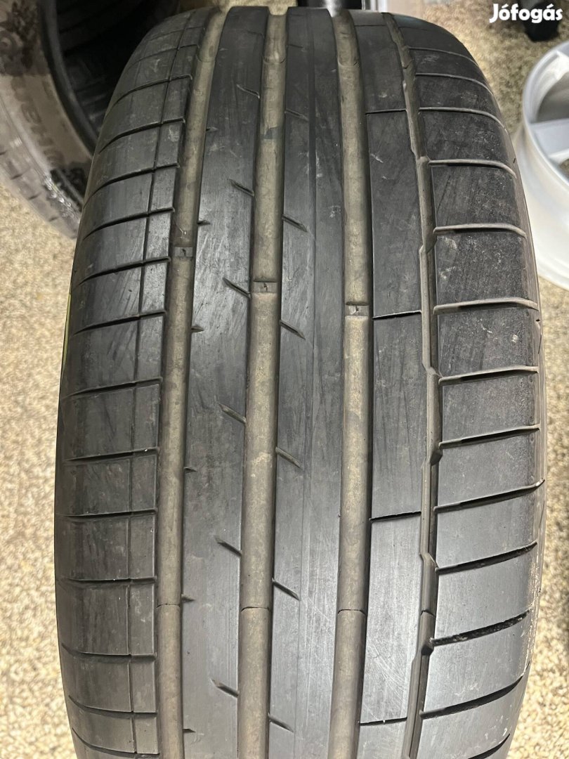 Nyári gumik 225/55R19 Hankook