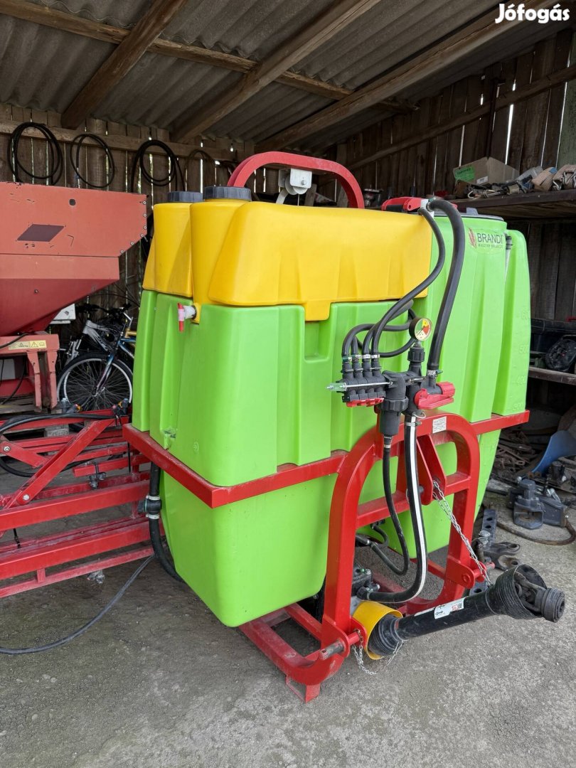 Permetező 15méter/ 600liter