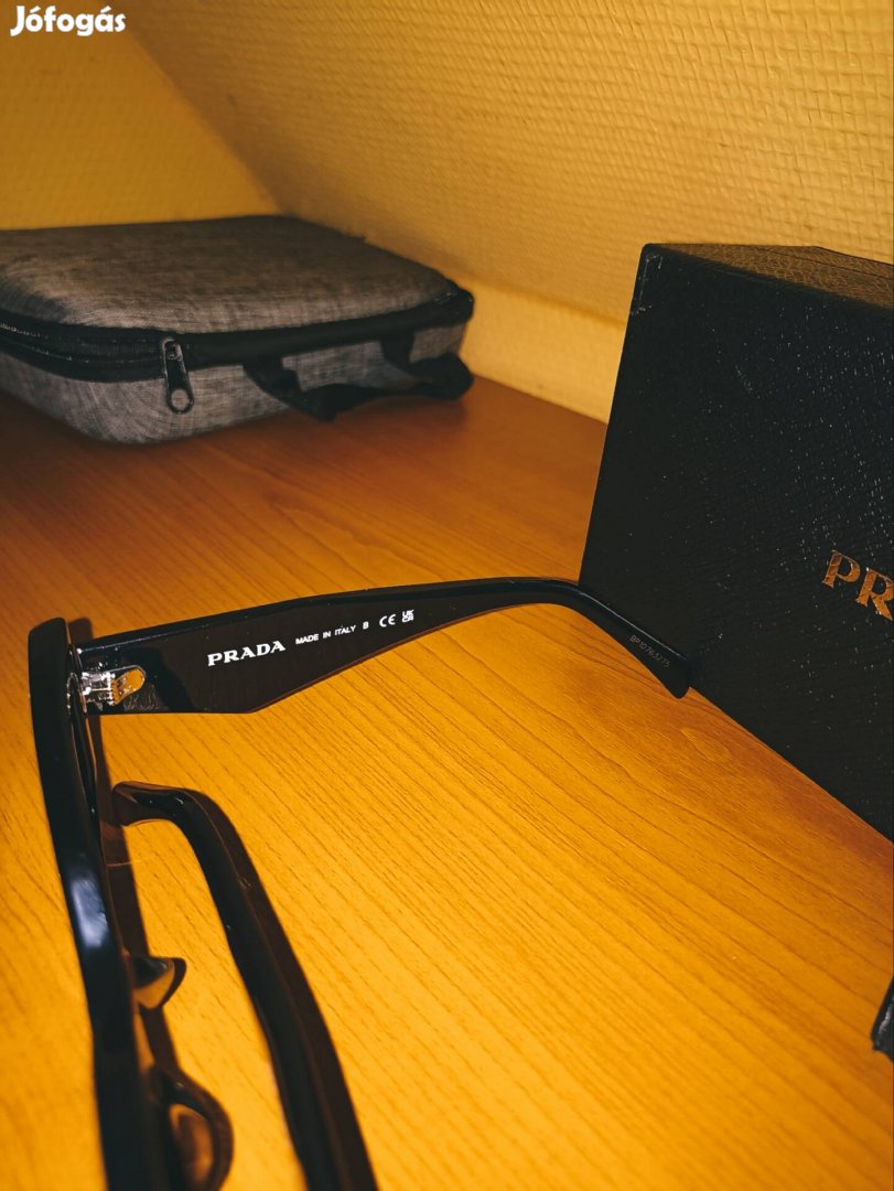 Prada Unisex napszemüveg 