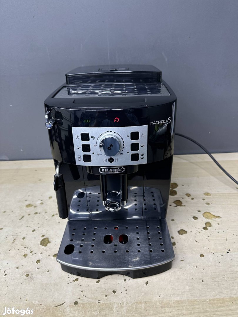 "Sérült" Delonghi Magnifica S