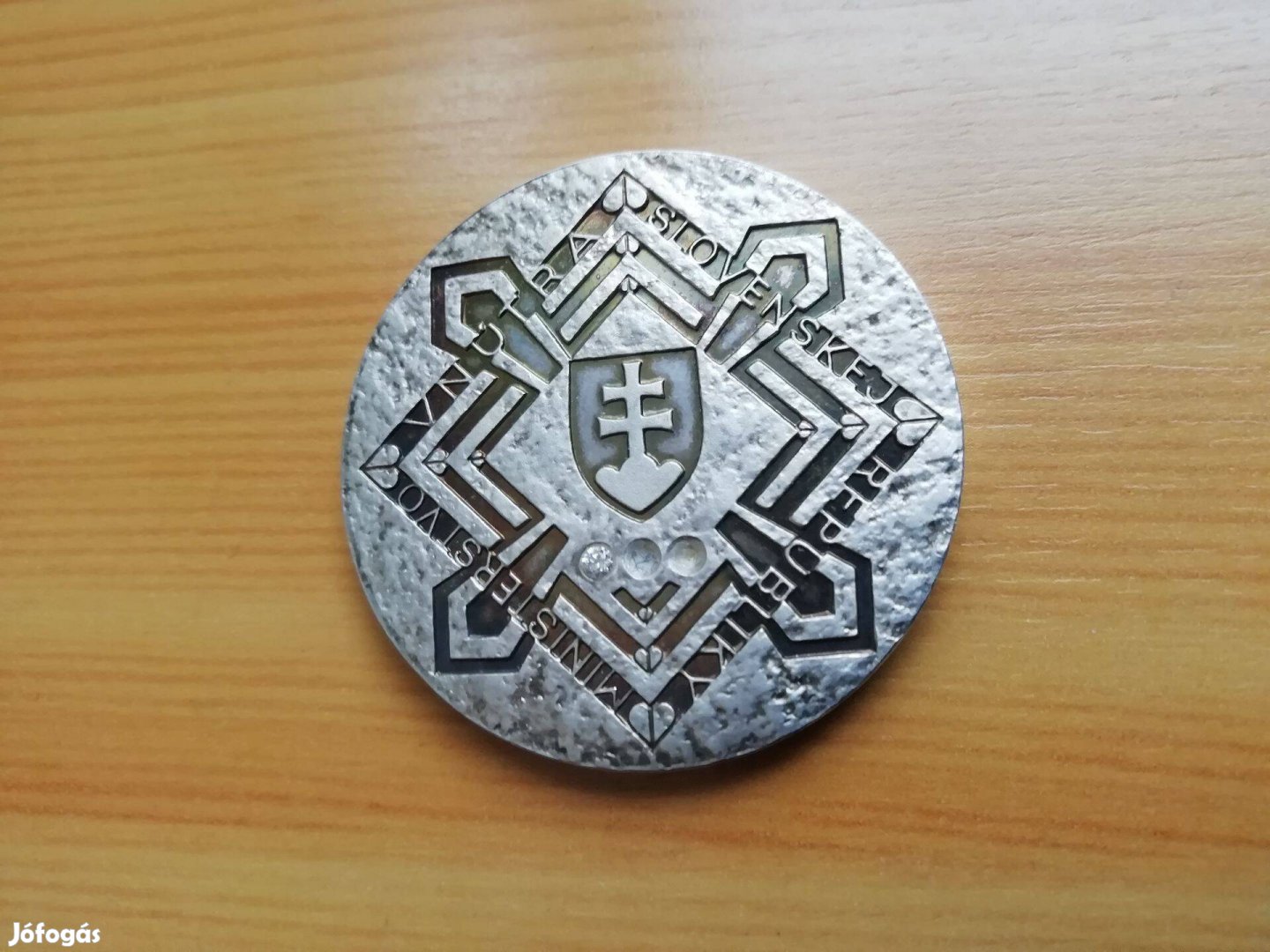 Szlovák Belügyminisztérium Kitüntető érem jelzet ezüst 38 g
