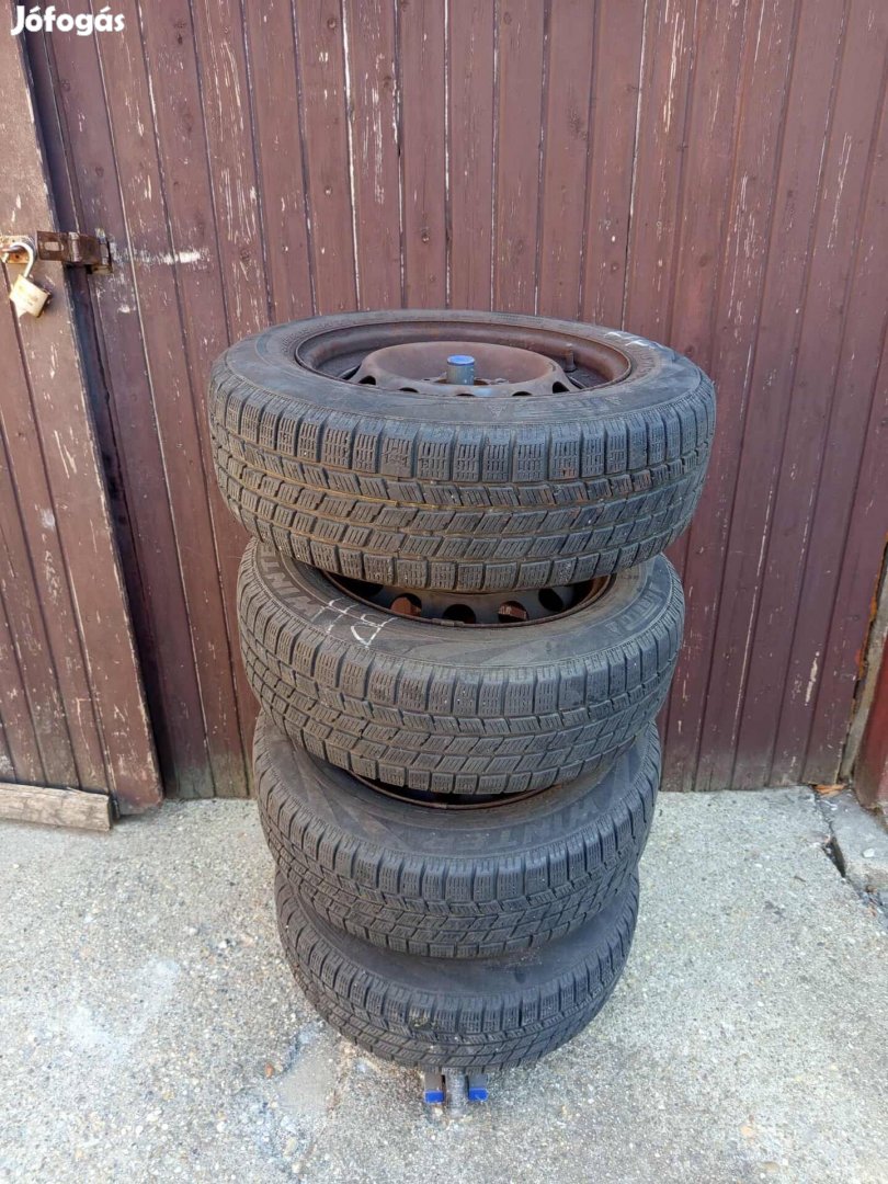 Téligumi 195/65R15 BMW E/46,E/36 lemezfelnin