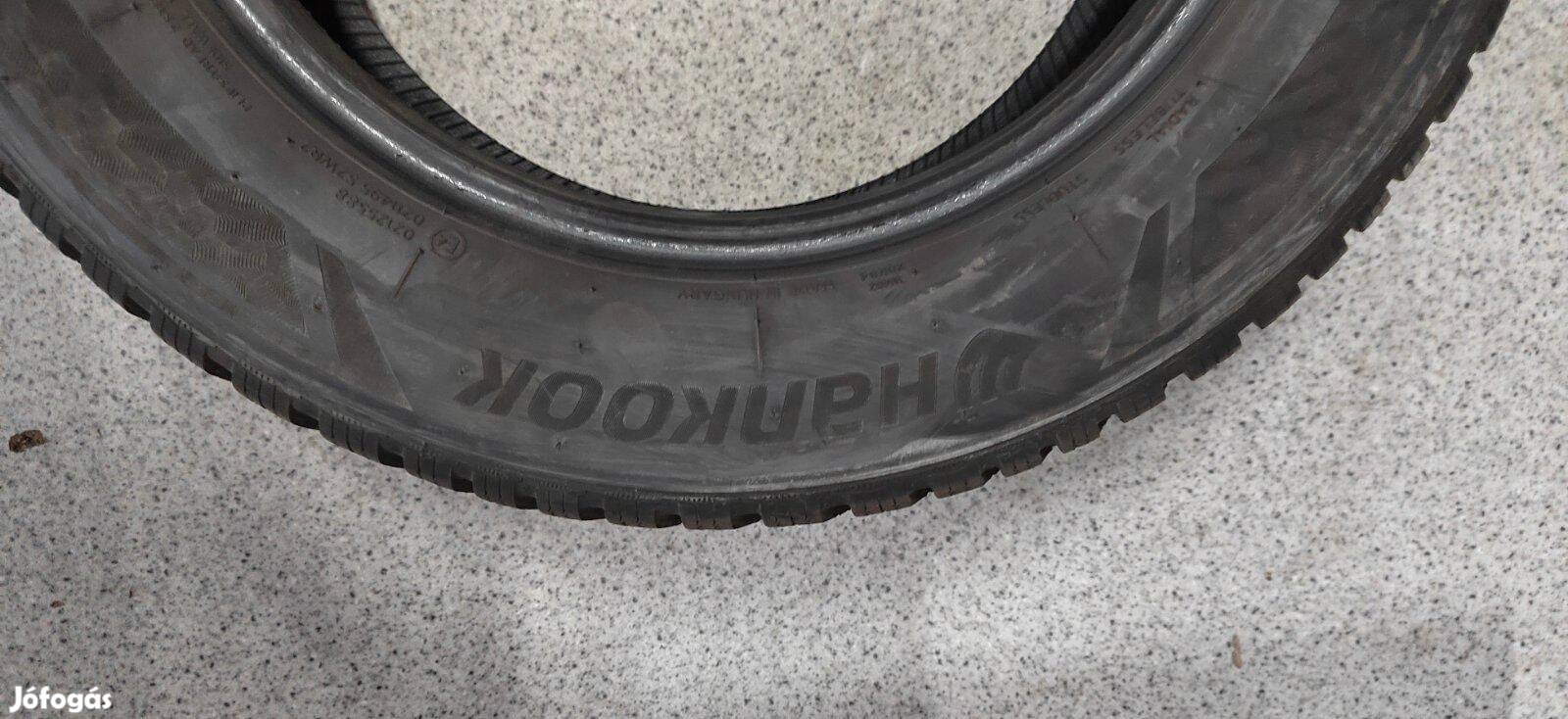 "Toyota Yaris Cross Winter Tyres Hankook 205/65R16 95H WIN