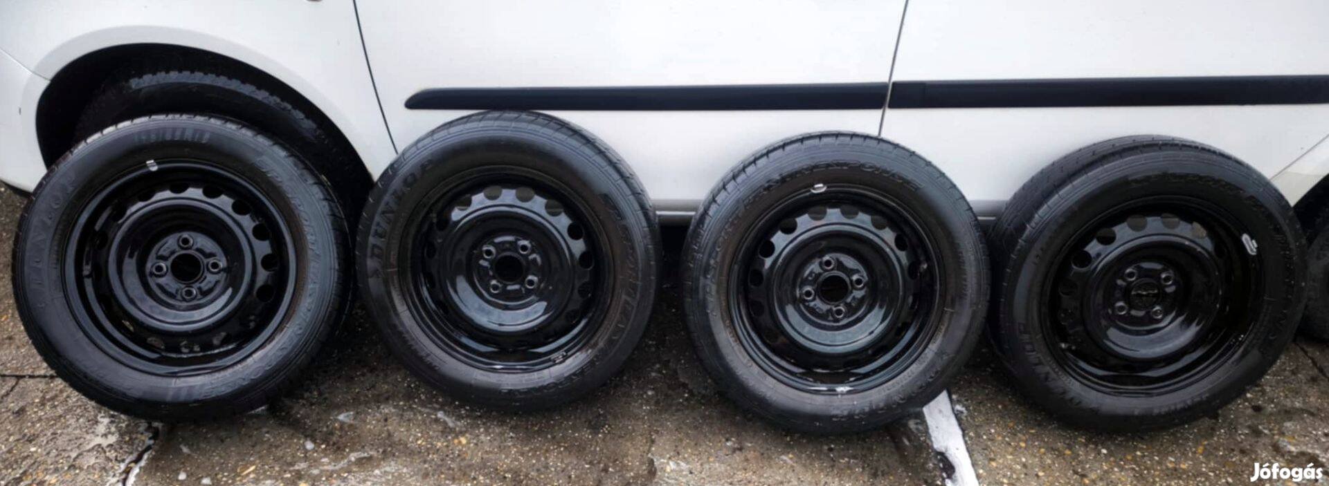 (Toyota, Suzuki, Honda stb) 4x100 felniszett 175 / 65 R15 Dunlop nyári