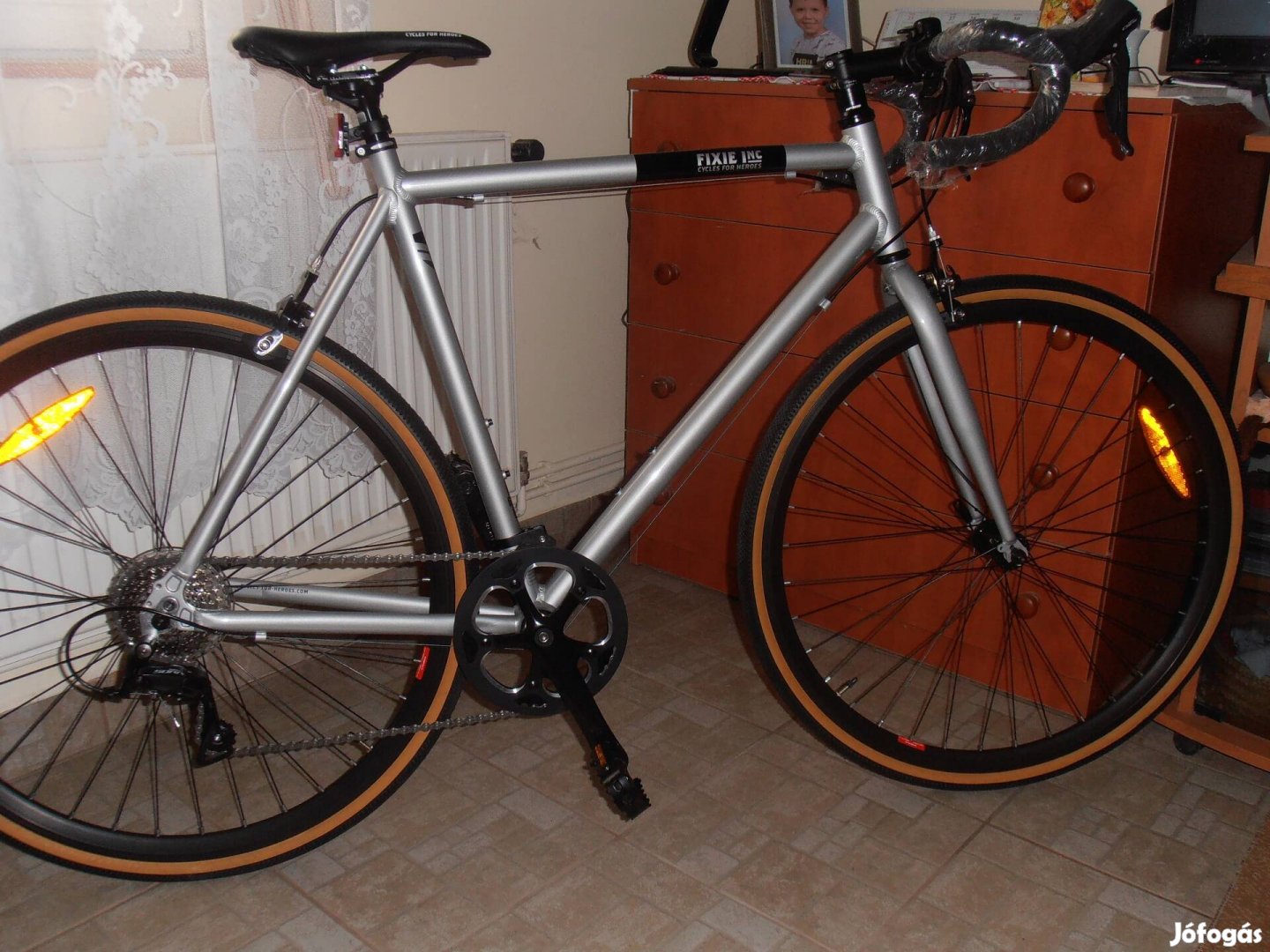 Új gravel országúti 530méret 168-180cm