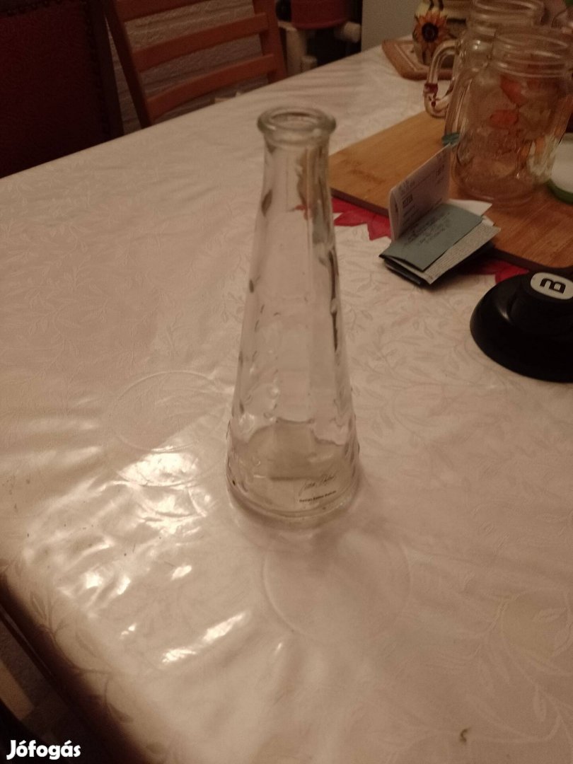 Üveg váza kisméretű 