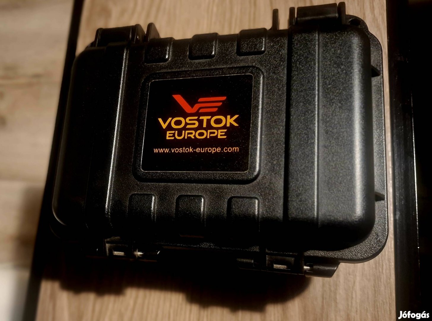 Vostok Europe gyári ütésálló búvárkoffer