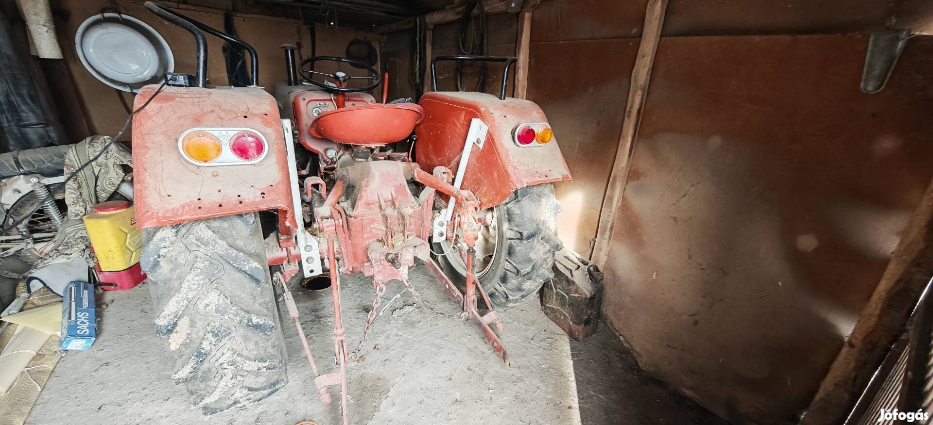 Traktor Mccormick d-436