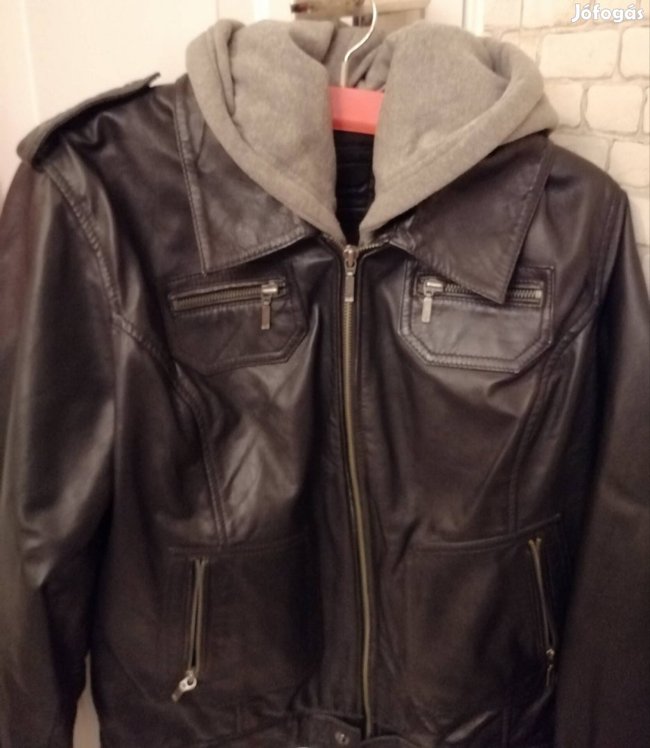 ? XL-es vagány kapucnis műbőr dzseki