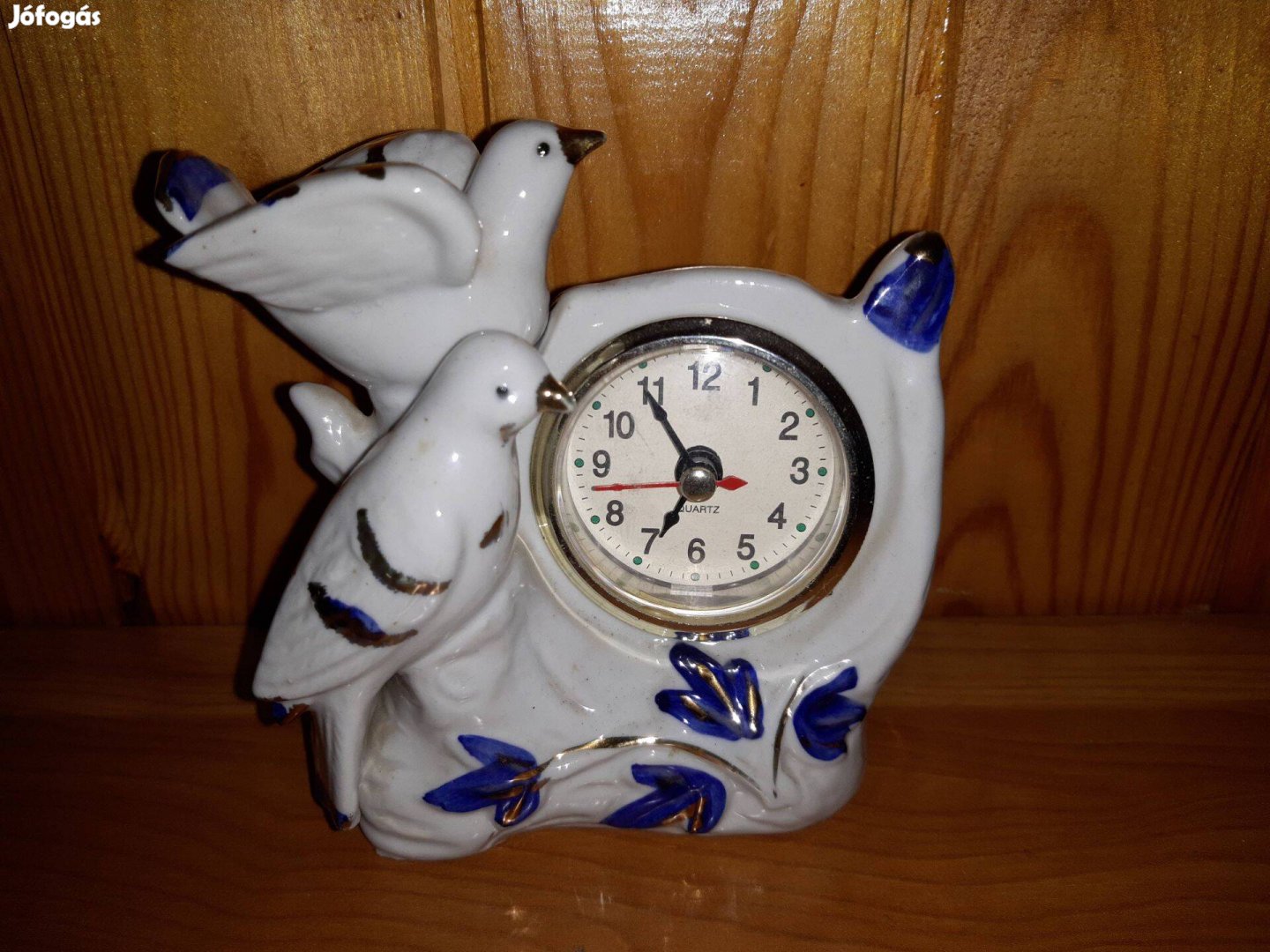 (hibás) porcelán óra, madaras elemes asztali óra