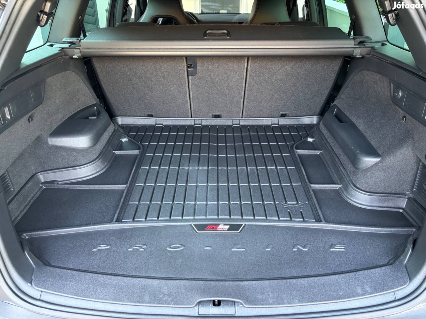 Škoda Kodiaq I méretpontos csomagtértálca (7 üléses)