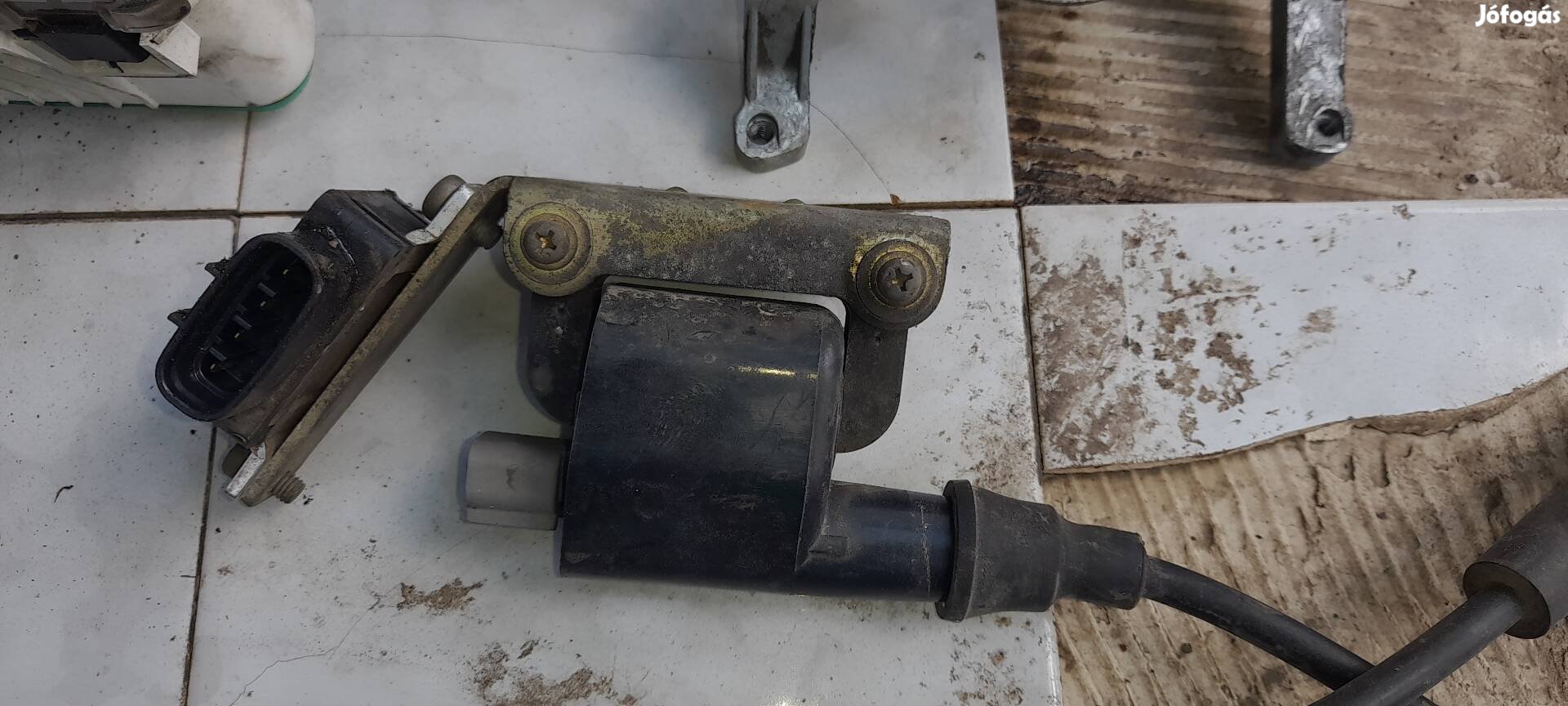 olcsón eladó Suzuki alkatrészek 