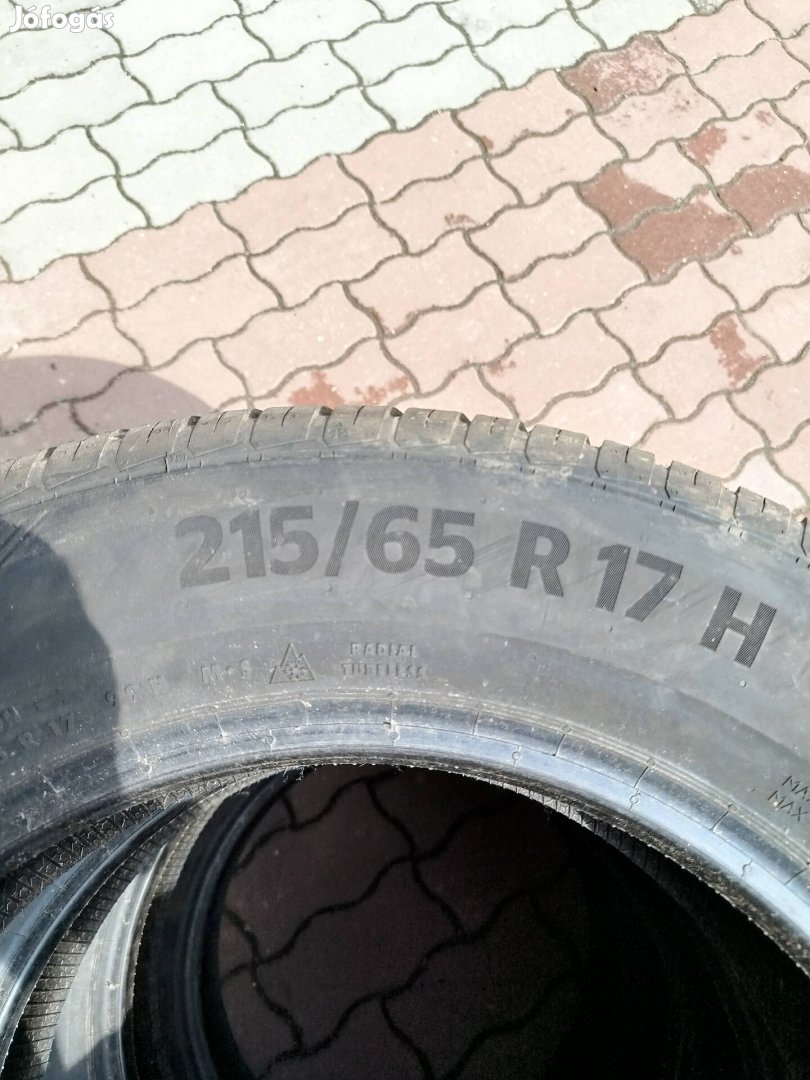 új négyévszakos continental 215/65r17