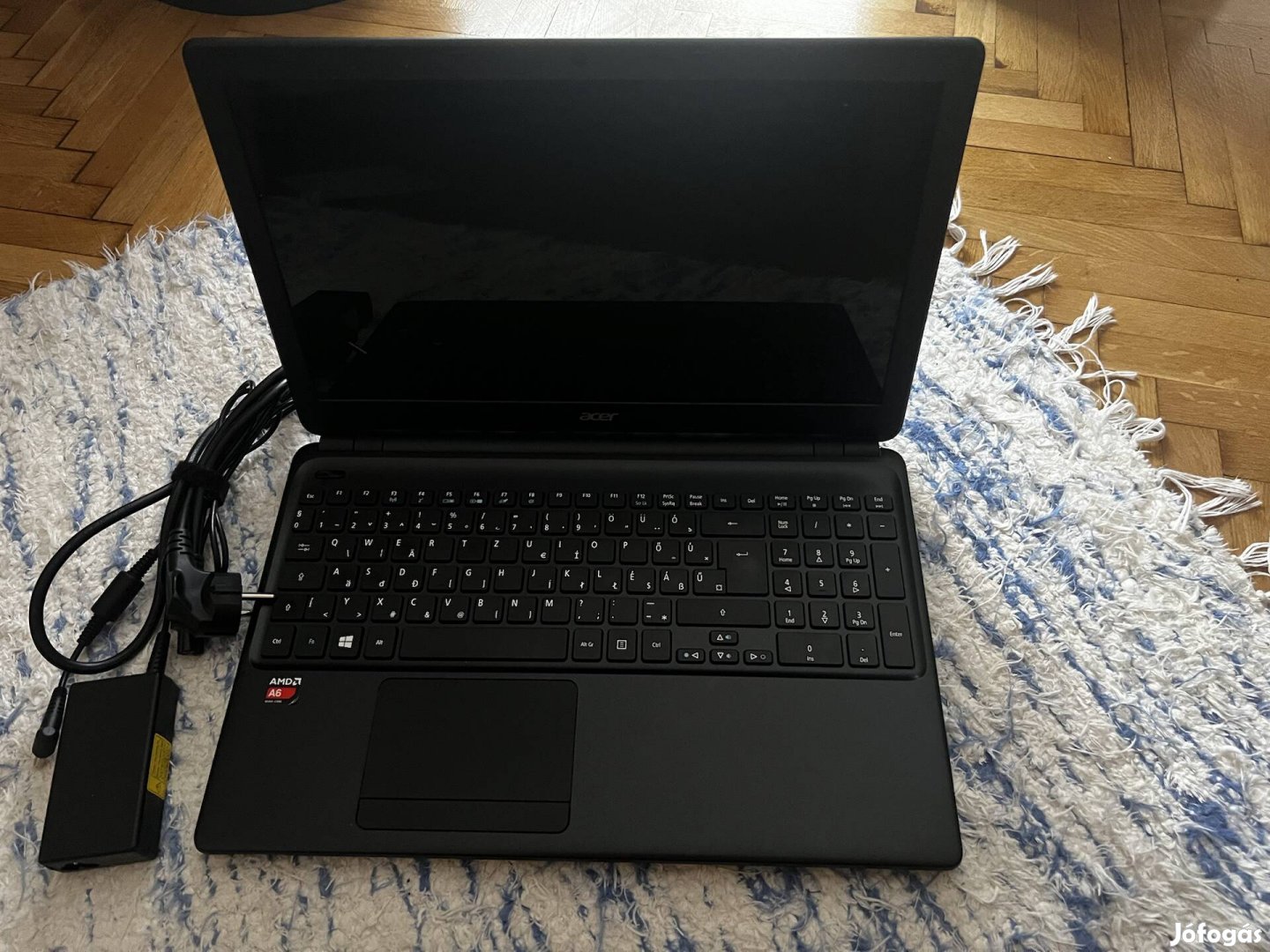 acer Aspire  E1-522