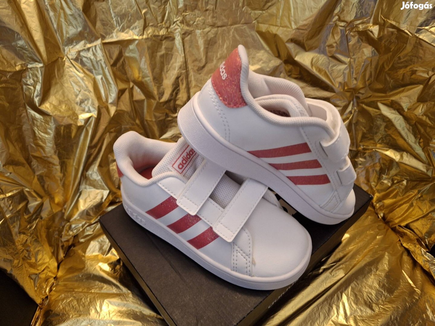 adidas kis cipők