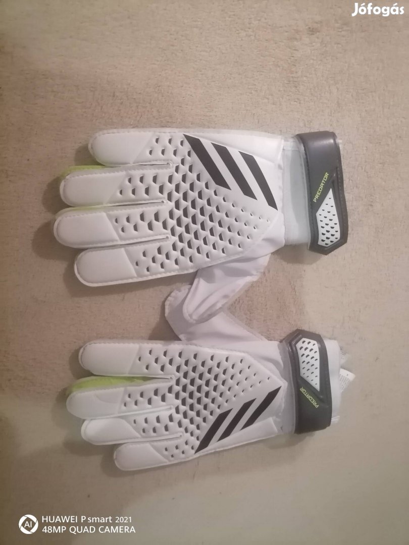 adidas predator kapuskesztyű 