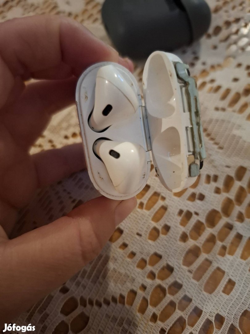 air pods 2  elado hibátlanul mukodik