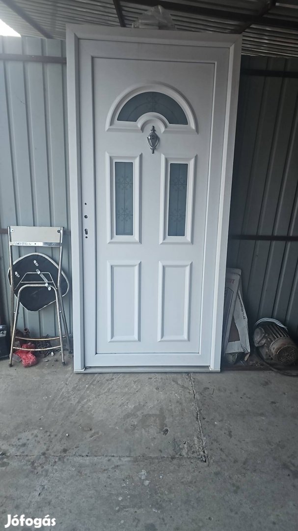 ajtó műanyag