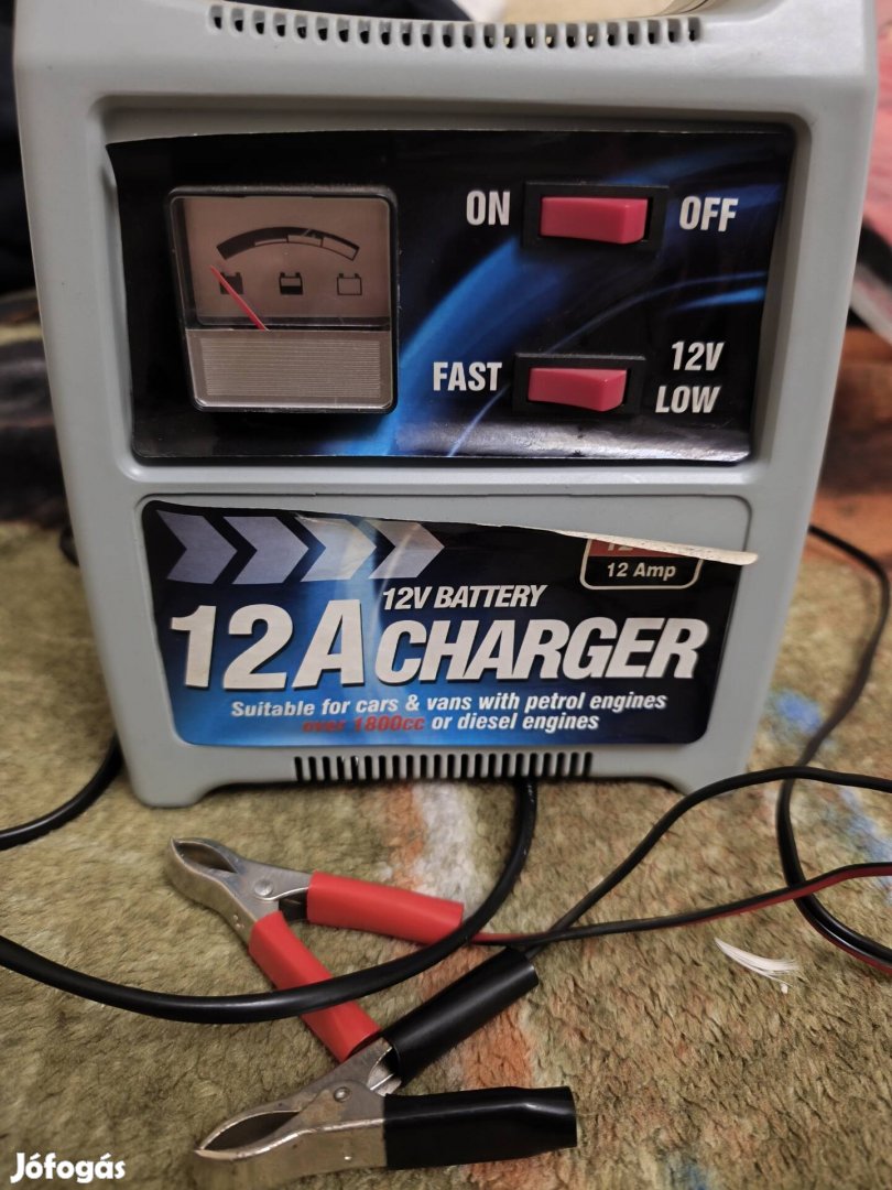 akkumulátor töltő 