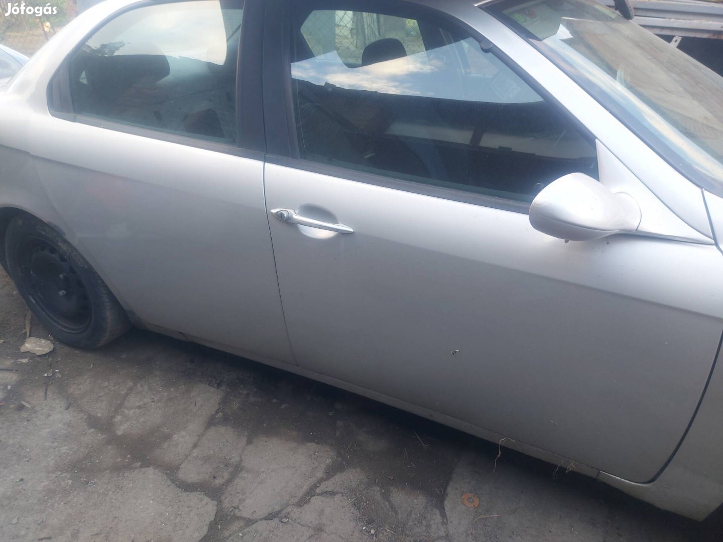 alfa 156 1.9jtd 105 le ajtok eladó 10000ft/db
